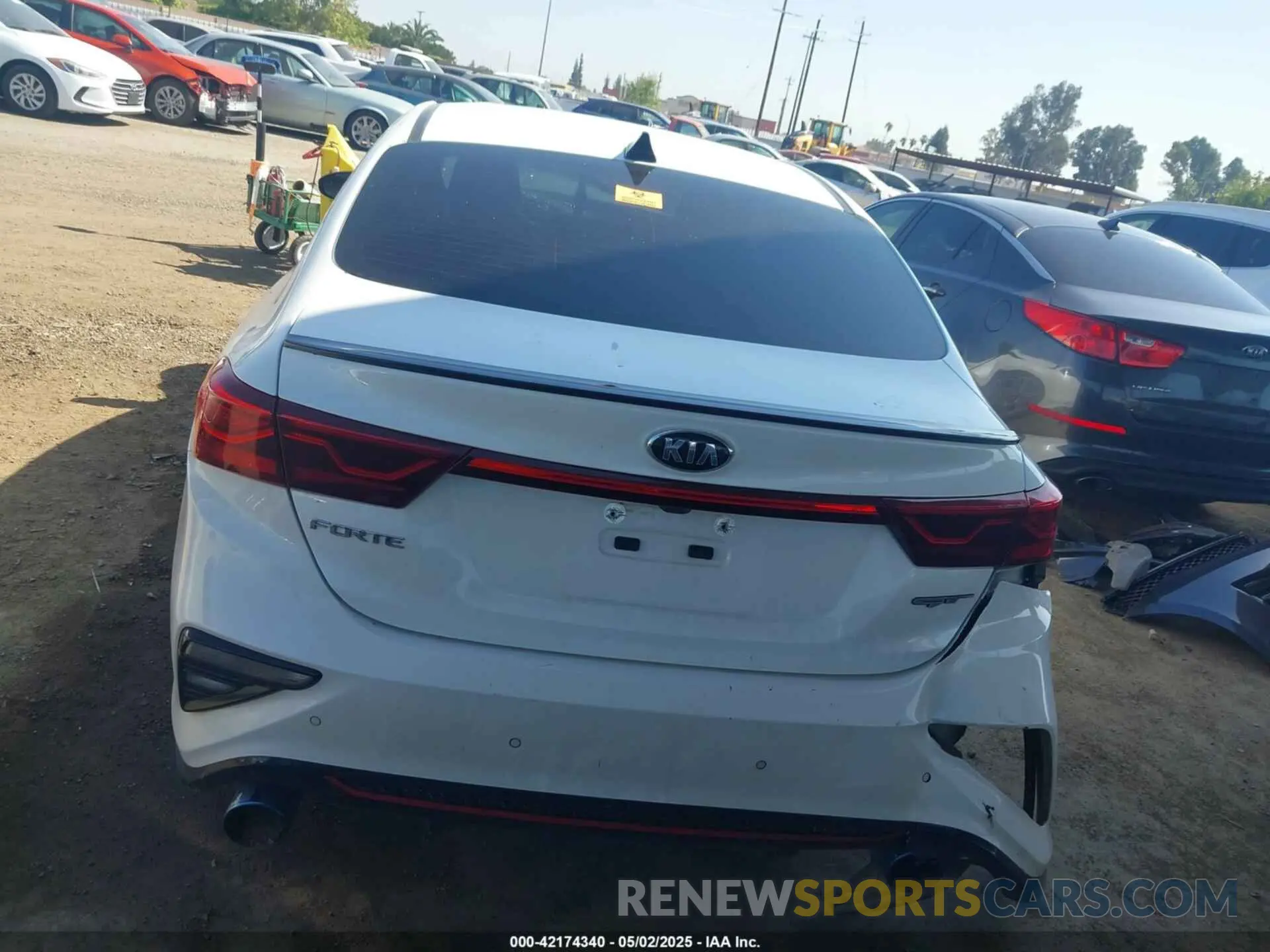 16 Фотография поврежденного автомобиля 3KPF44AC8ME315432 KIA FORTE 2021