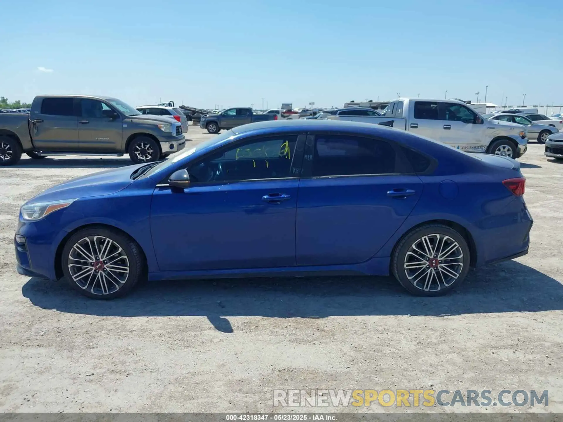 13 Photograph of a damaged car 3KPF44ACXME292445 KIA FORTE 2021