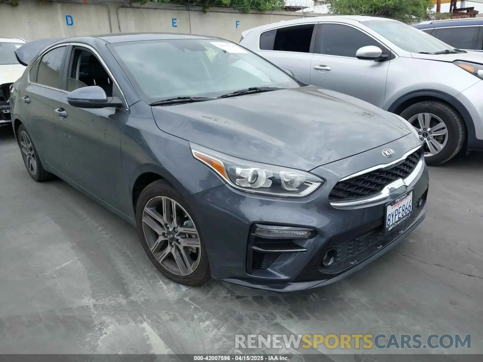 1 Photograph of a damaged car 3KPF54AD2ME415239 KIA FORTE 2021