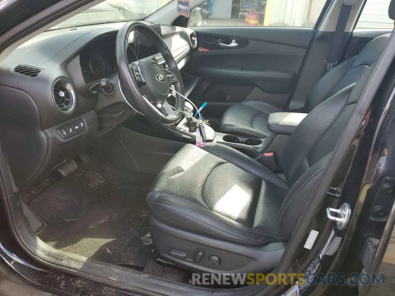 7 Photograph of a damaged car 3KPF54AD5ME277650 KIA FORTE 2021
