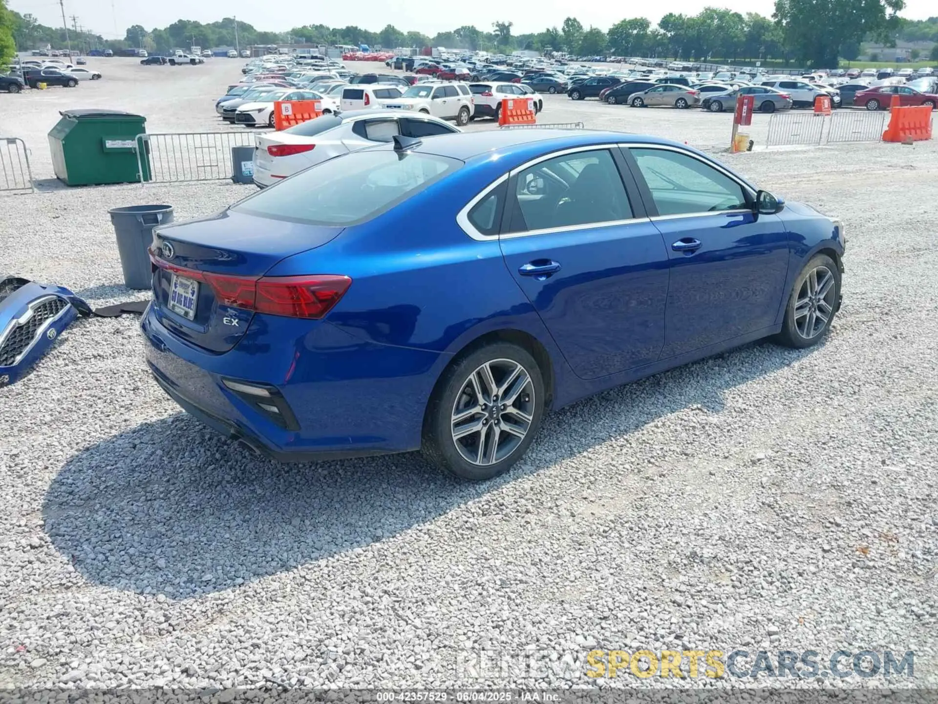 4 Photograph of a damaged car 3KPF54AD7ME406018 KIA FORTE 2021