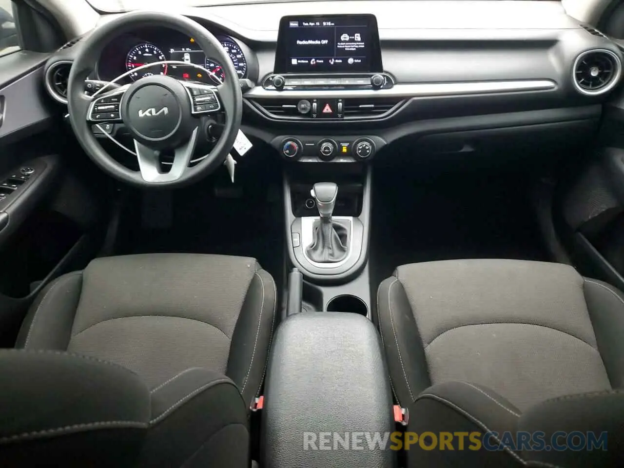 8 Фотография поврежденного автомобиля 3KPF24AD0NE427416 KIA FORTE 2022