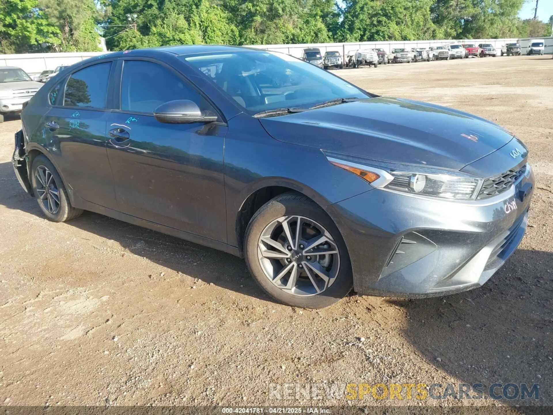 1 Фотография поврежденного автомобиля 3KPF24AD0NE471920 KIA FORTE 2022