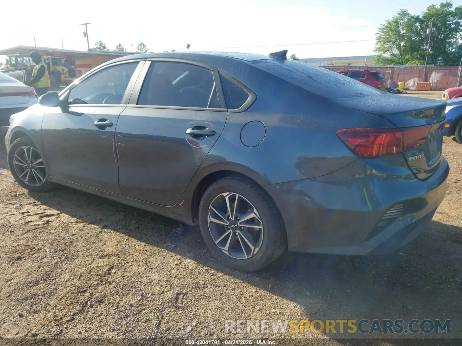 3 Фотография поврежденного автомобиля 3KPF24AD0NE471920 KIA FORTE 2022