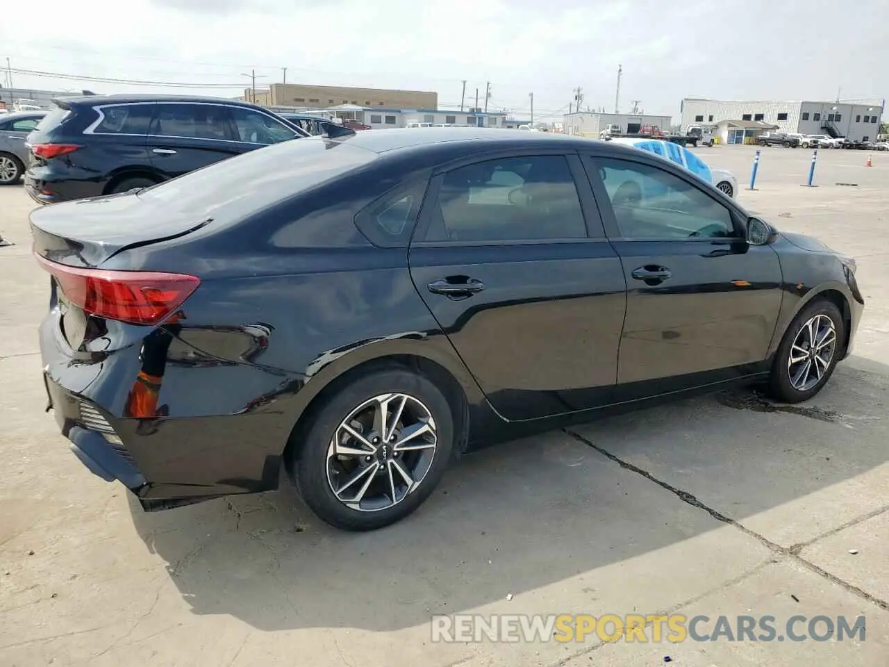 3 Фотография поврежденного автомобиля 3KPF24AD1NE431104 KIA FORTE 2022