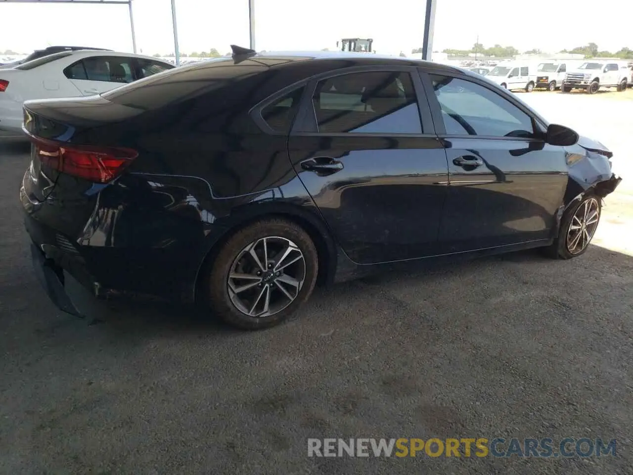 3 Фотография поврежденного автомобиля 3KPF24AD1NE455113 KIA FORTE 2022