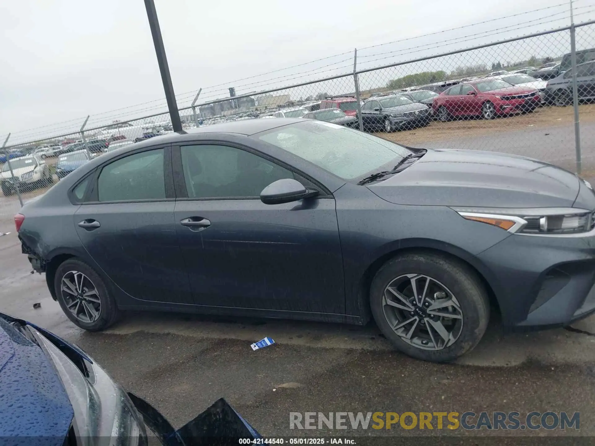 13 Фотография поврежденного автомобиля 3KPF24AD1NE460912 KIA FORTE 2022