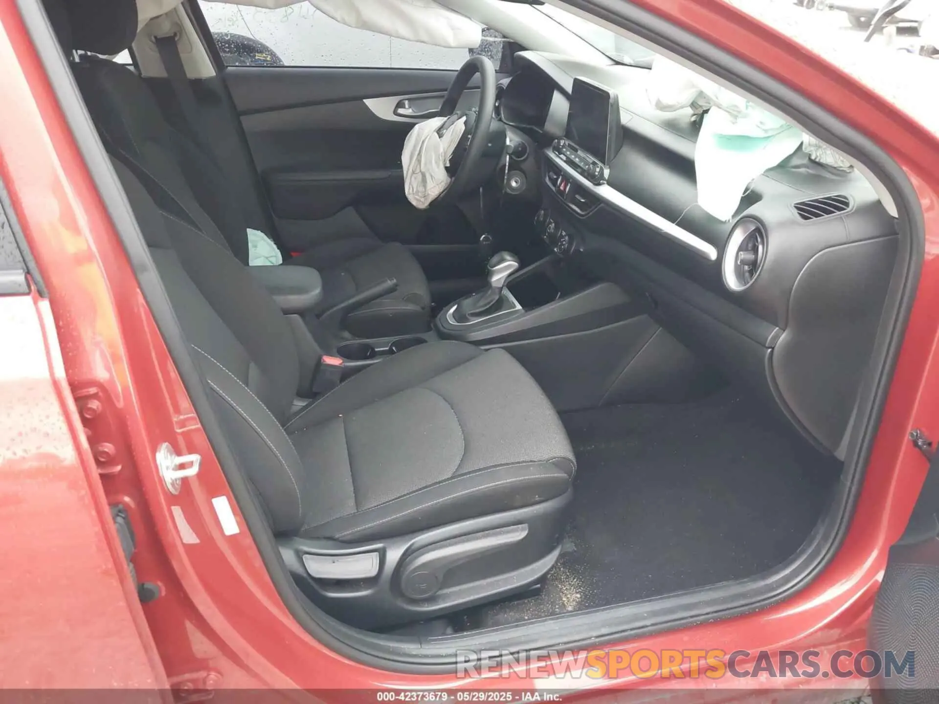 5 Фотография поврежденного автомобиля 3KPF24AD1NE487950 KIA FORTE 2022