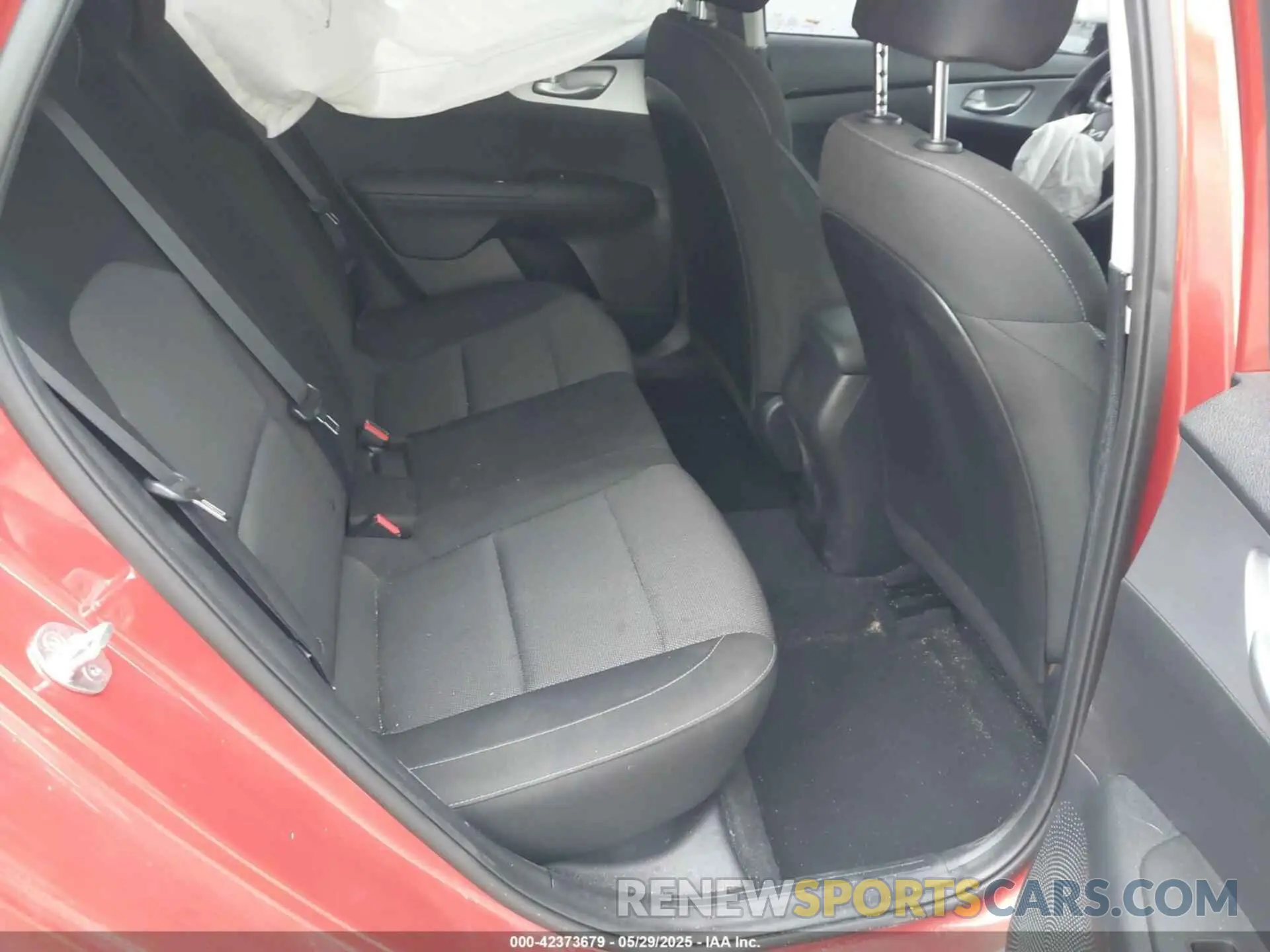 8 Фотография поврежденного автомобиля 3KPF24AD1NE487950 KIA FORTE 2022