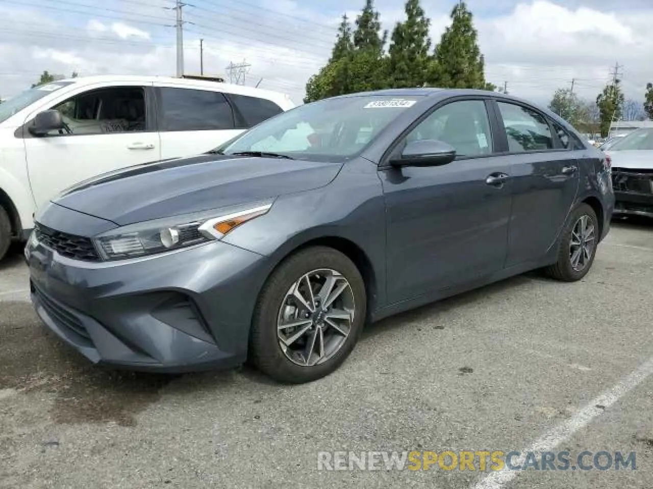 1 Photograph of a damaged car 3KPF24AD1NE488113 KIA FORTE 2022