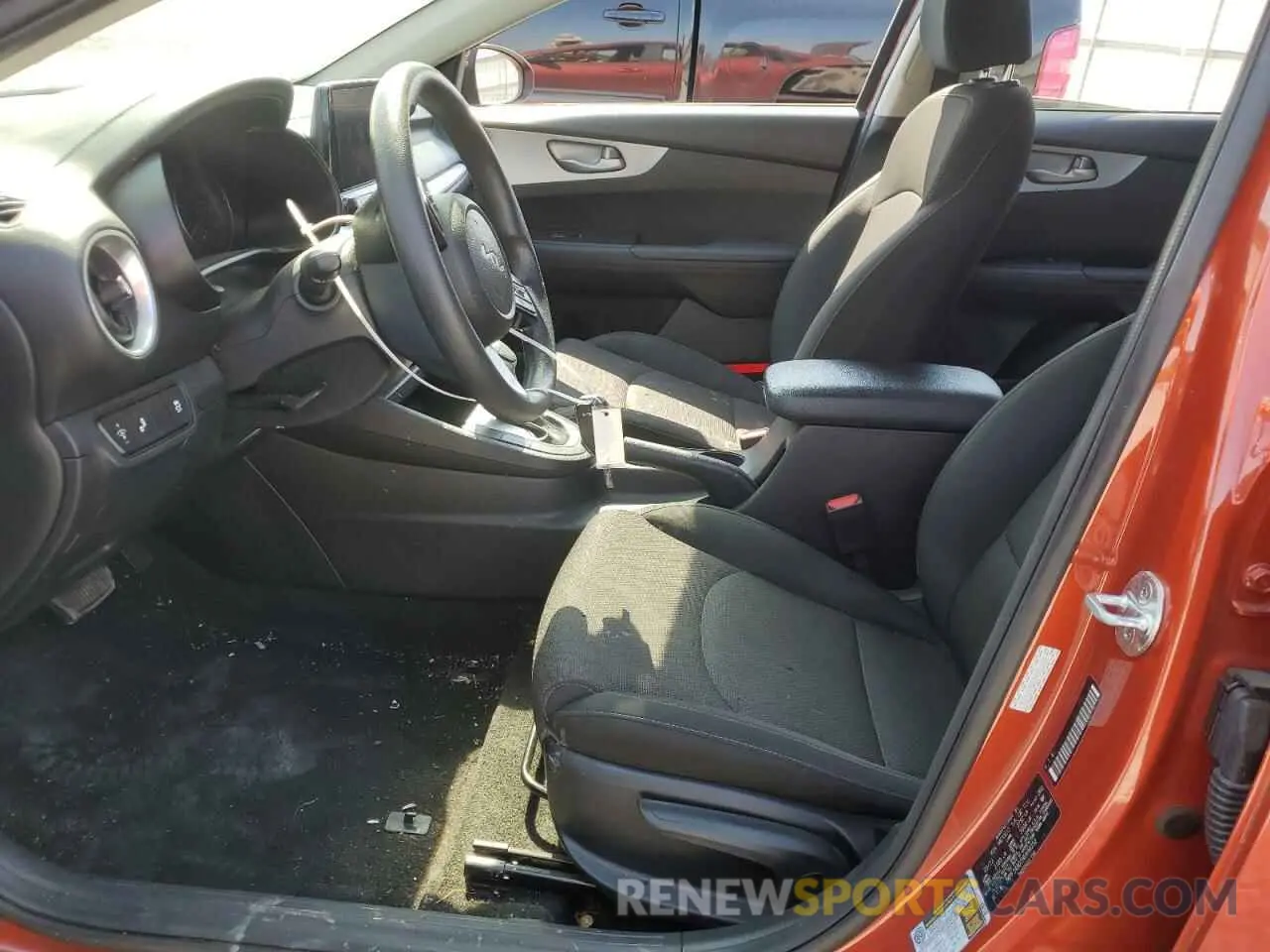 7 Photograph of a damaged car 3KPF24AD1NE494252 KIA FORTE 2022