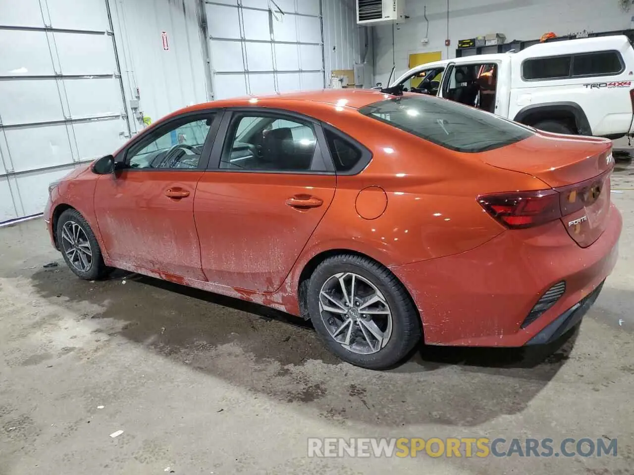 2 Photograph of a damaged car 3KPF24AD1NE496051 KIA FORTE 2022