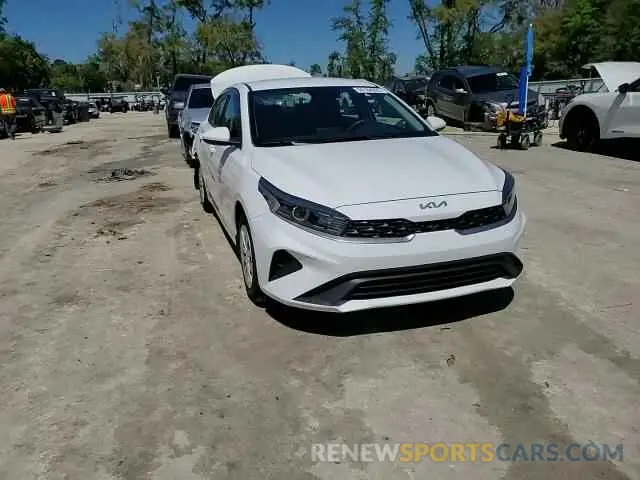 14 Photograph of a damaged car 3KPF24AD1NE497703 KIA FORTE 2022