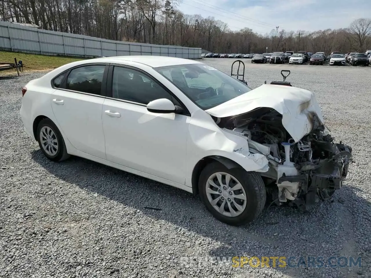 4 Photograph of a damaged car 3KPF24AD1NE499693 KIA FORTE 2022