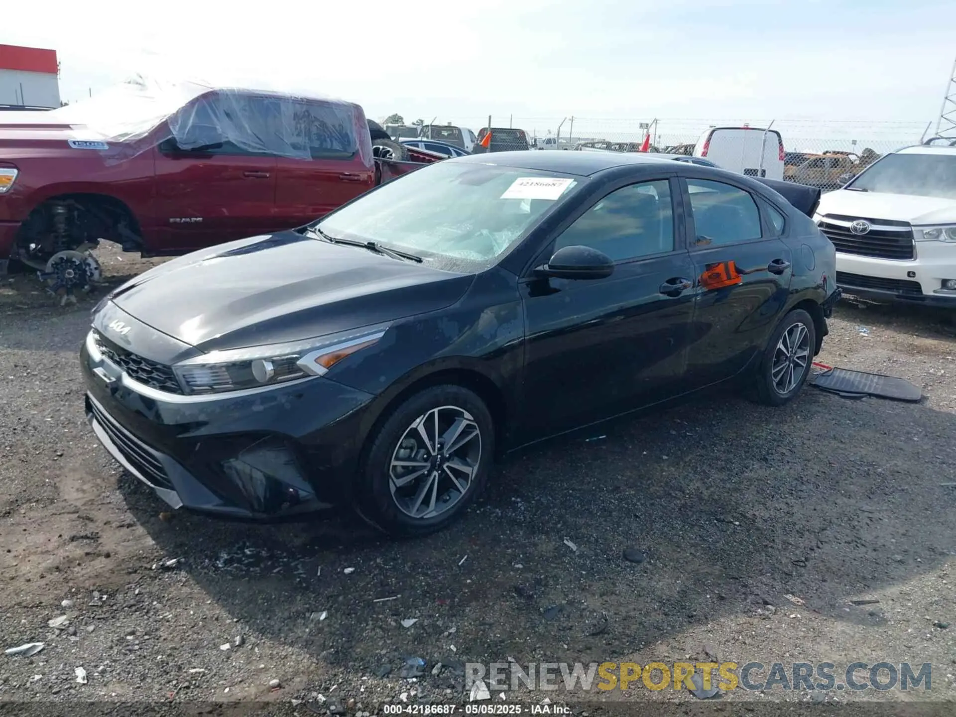 2 Фотография поврежденного автомобиля 3KPF24AD1NE503709 KIA FORTE 2022