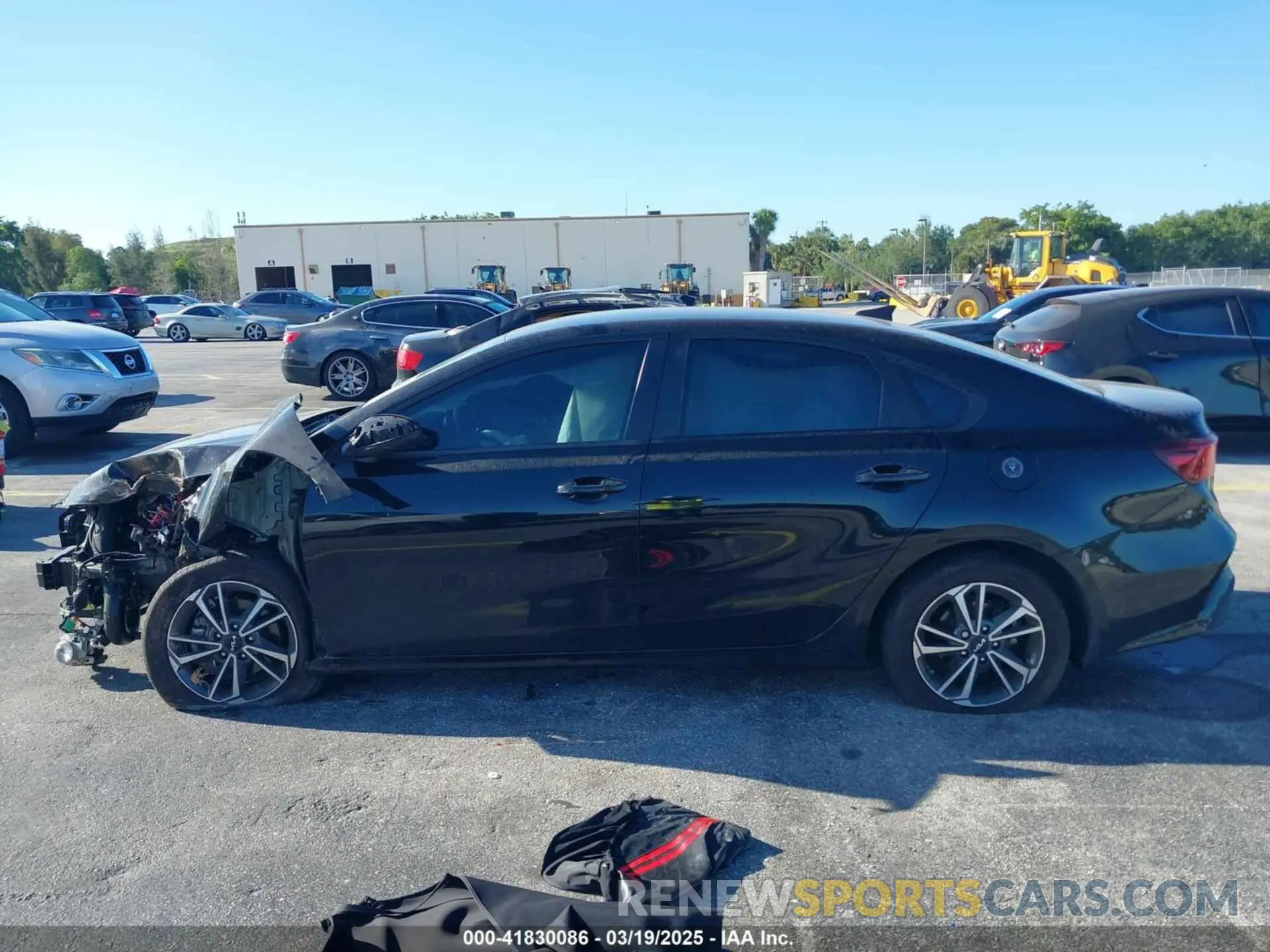 14 Фотография поврежденного автомобиля 3KPF24AD2NE439180 KIA FORTE 2022
