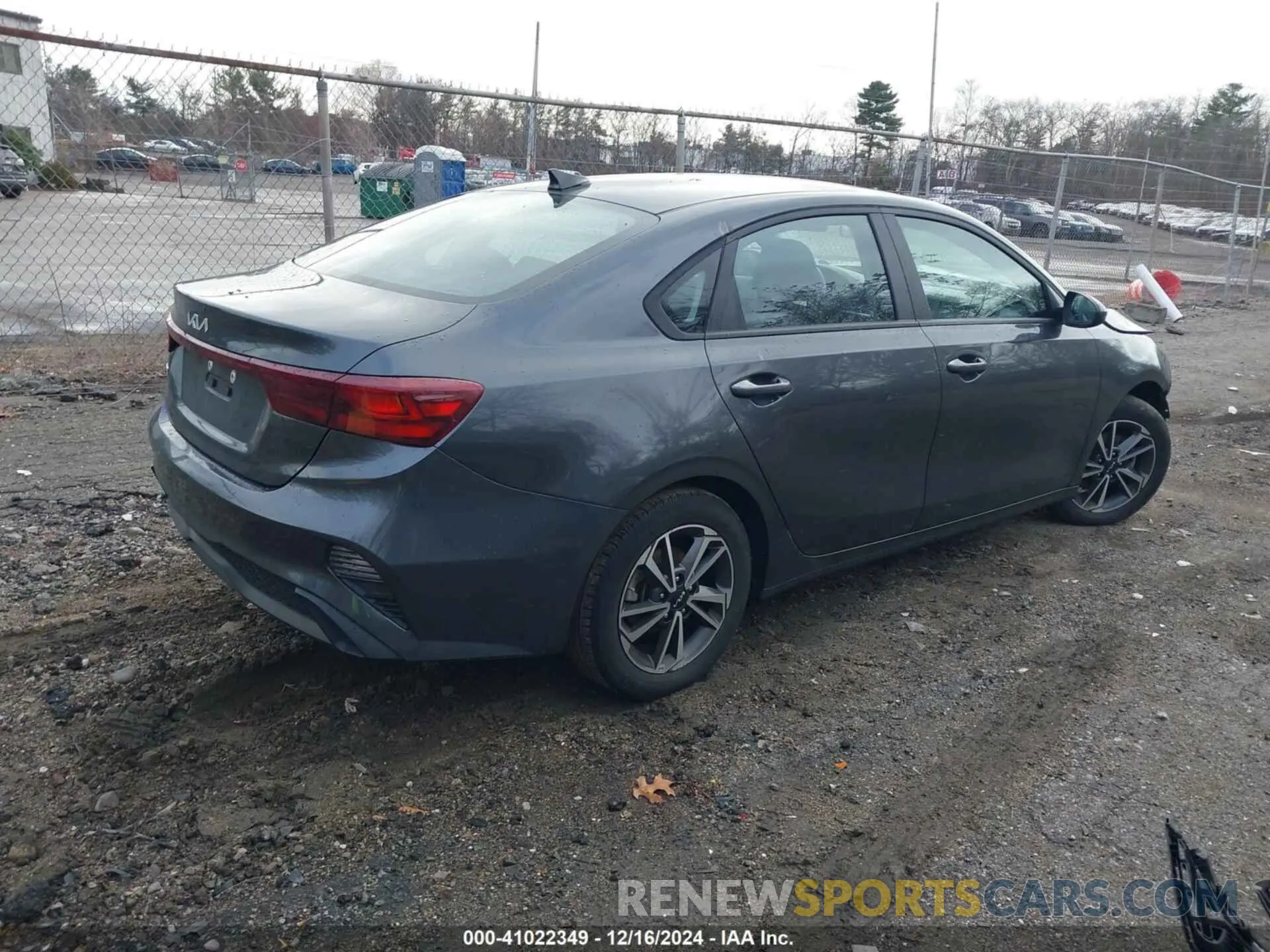 4 Photograph of a damaged car 3KPF24AD2NE501838 KIA FORTE 2022