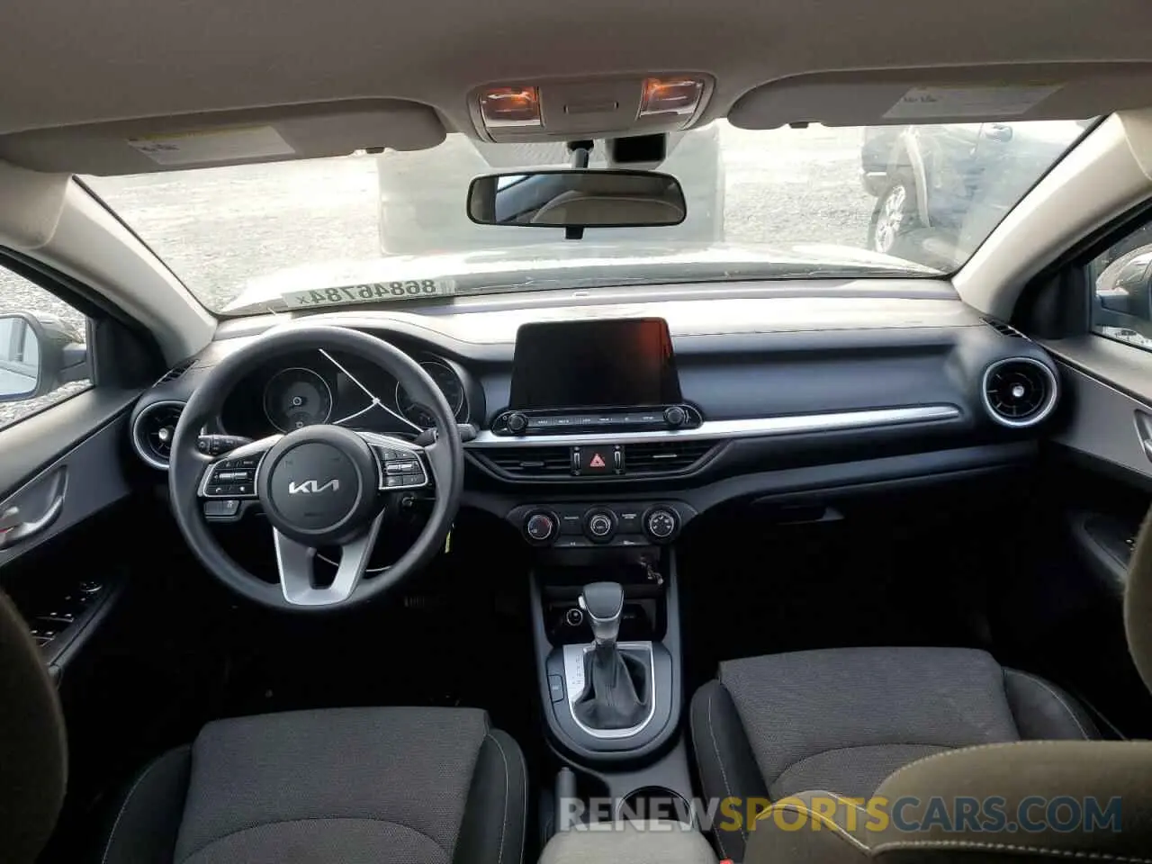 8 Фотография поврежденного автомобиля 3KPF24AD3NE423876 KIA FORTE 2022