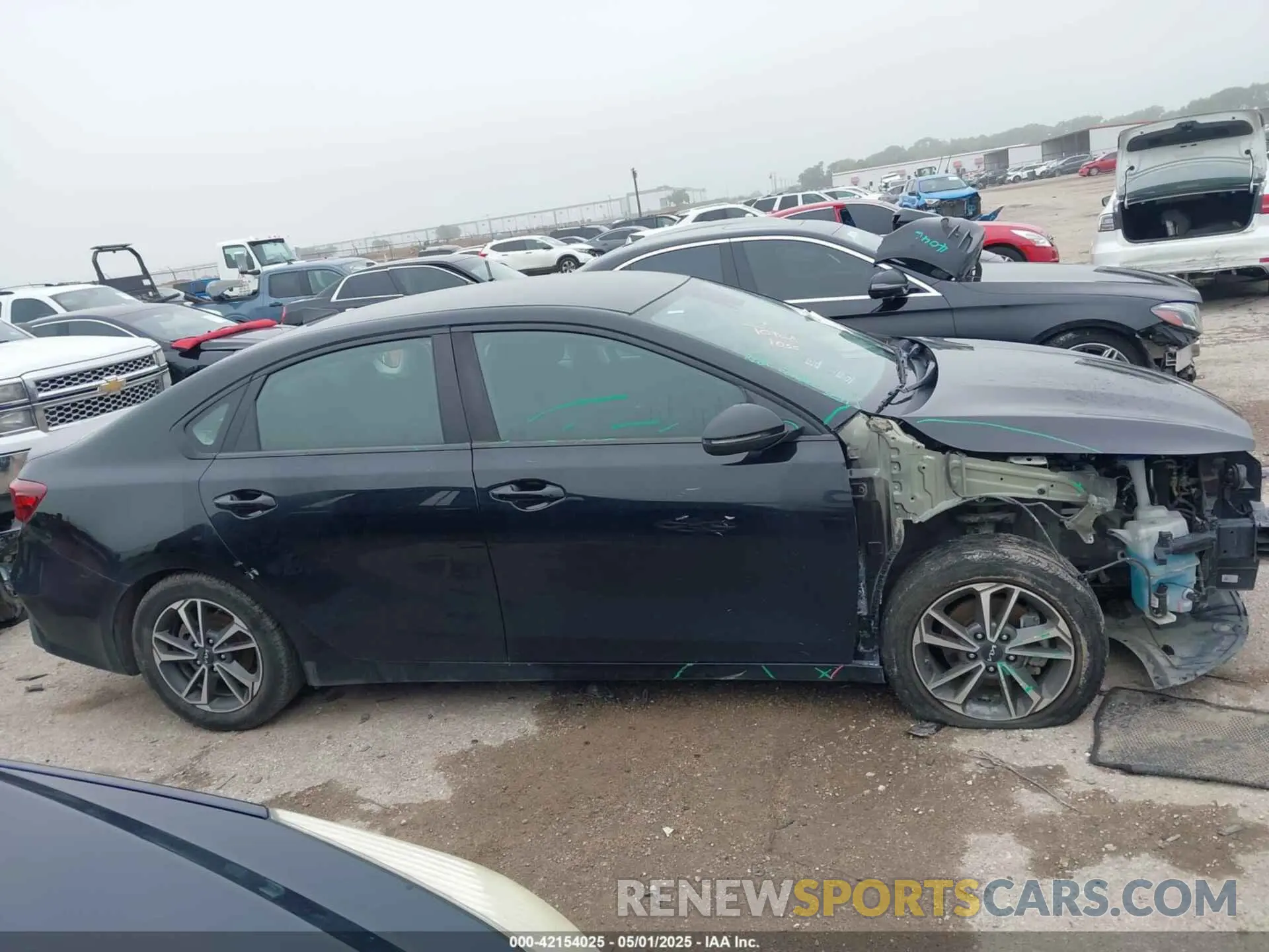 14 Фотография поврежденного автомобиля 3KPF24AD3NE424770 KIA FORTE 2022