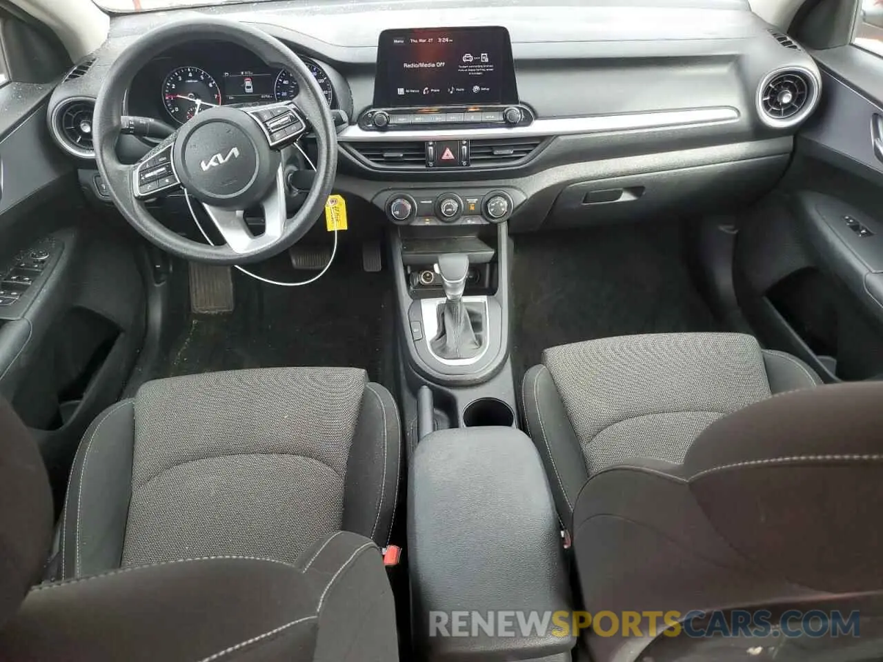 8 Фотография поврежденного автомобиля 3KPF24AD3NE453010 KIA FORTE 2022