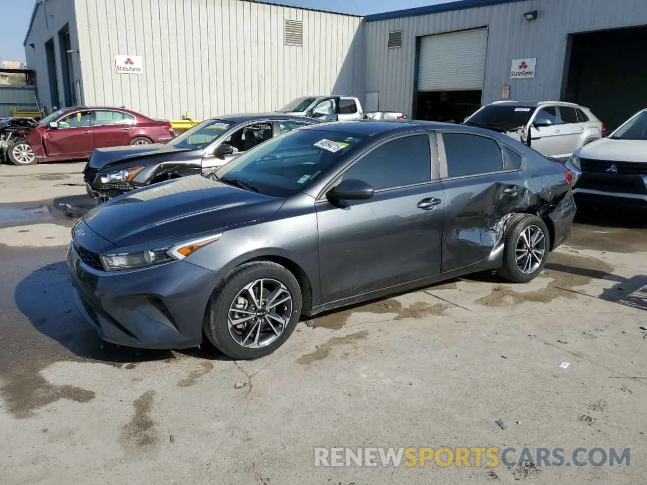1 Photograph of a damaged car 3KPF24AD3NE460152 KIA FORTE 2022