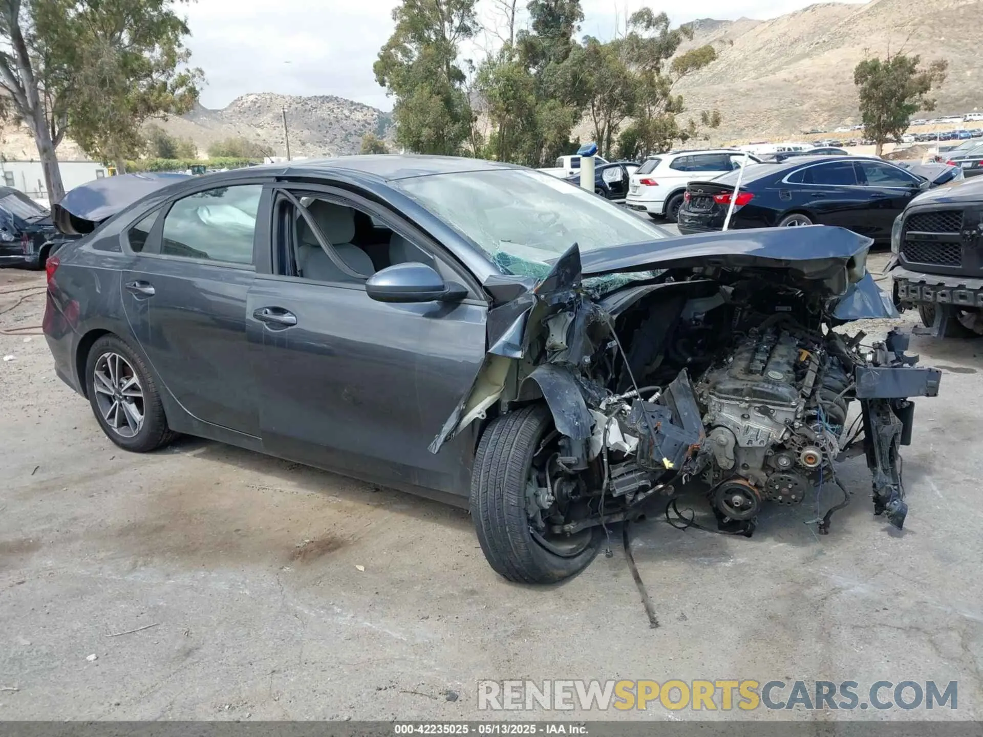 1 Photograph of a damaged car 3KPF24AD4NE431405 KIA FORTE 2022