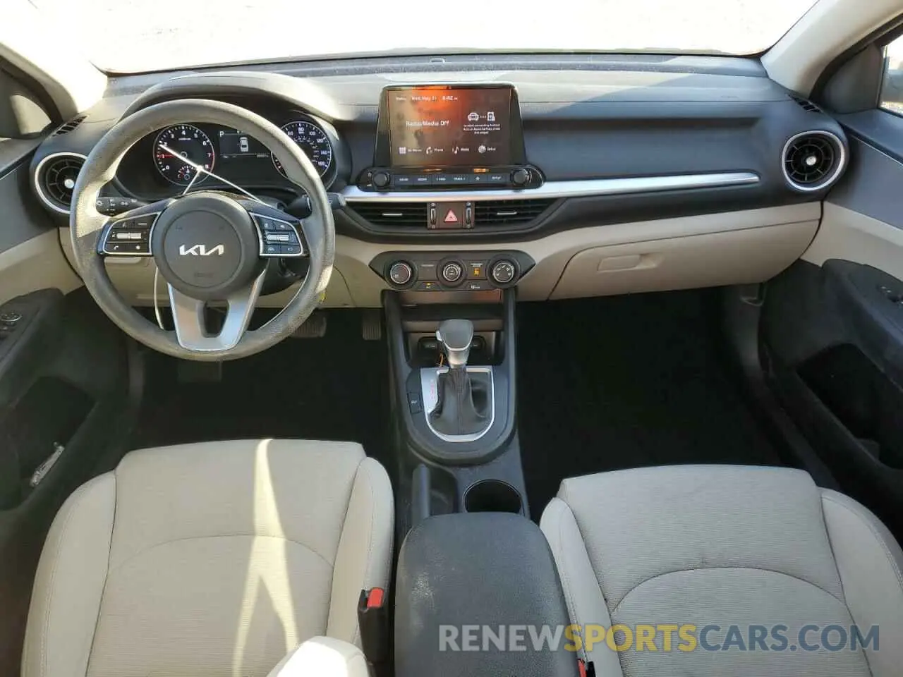 8 Фотография поврежденного автомобиля 3KPF24AD4NE437012 KIA FORTE 2022
