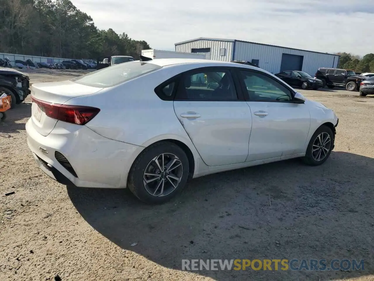 3 Фотография поврежденного автомобиля 3KPF24AD4NE462301 KIA FORTE 2022