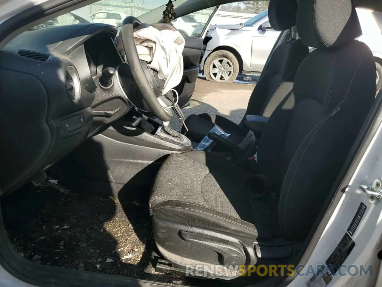 7 Фотография поврежденного автомобиля 3KPF24AD4NE462301 KIA FORTE 2022
