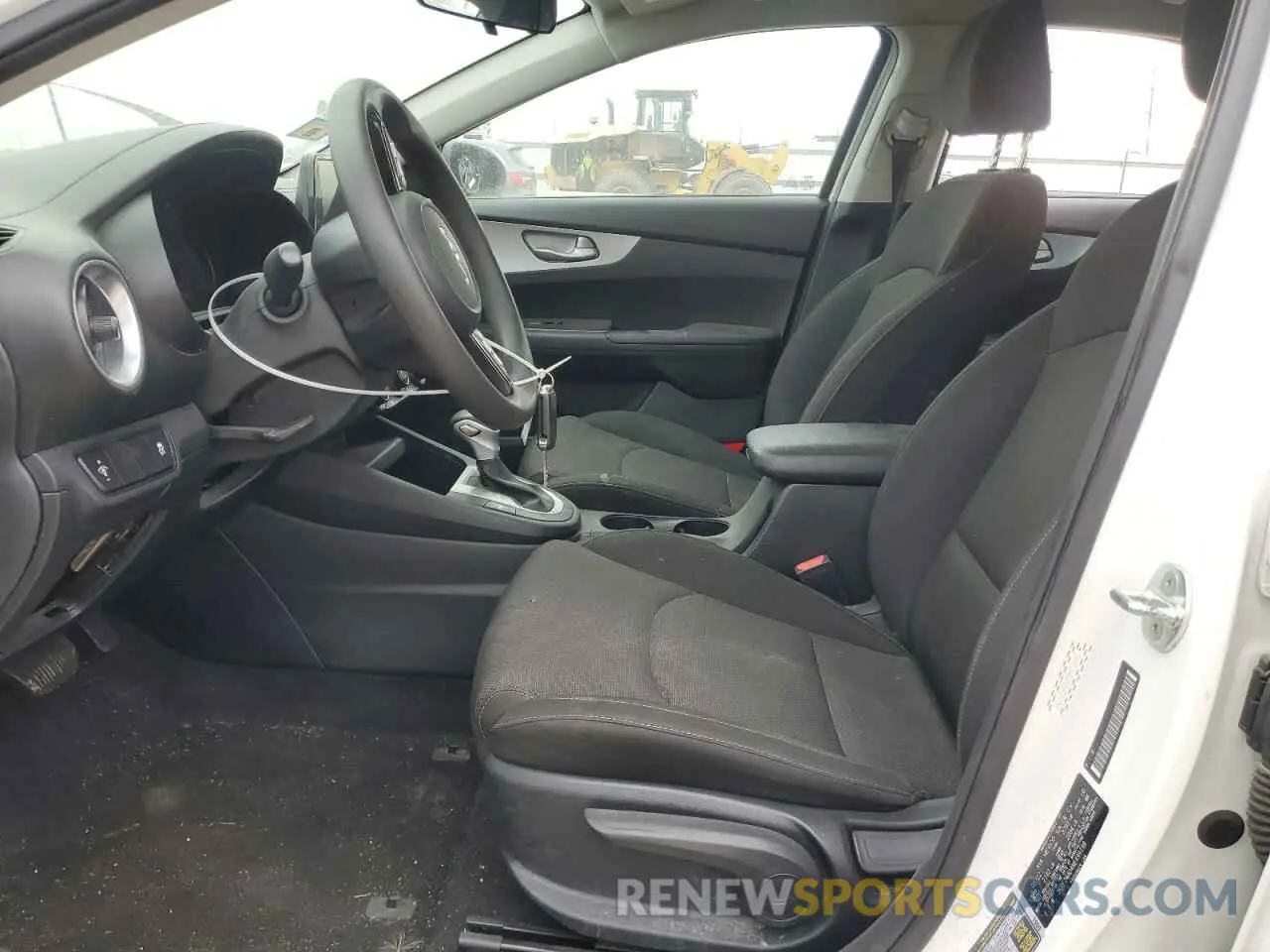 7 Фотография поврежденного автомобиля 3KPF24AD4NE499199 KIA FORTE 2022