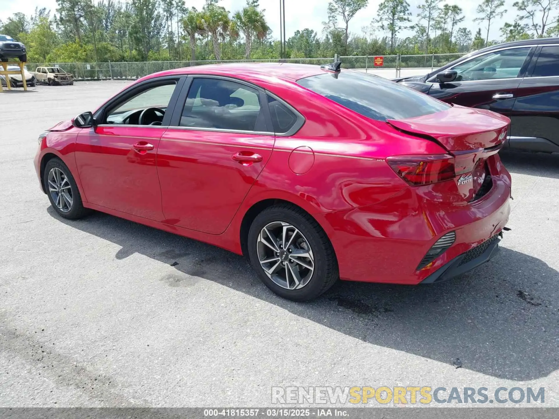 3 Photograph of a damaged car 3KPF24AD5NE425273 KIA FORTE 2022