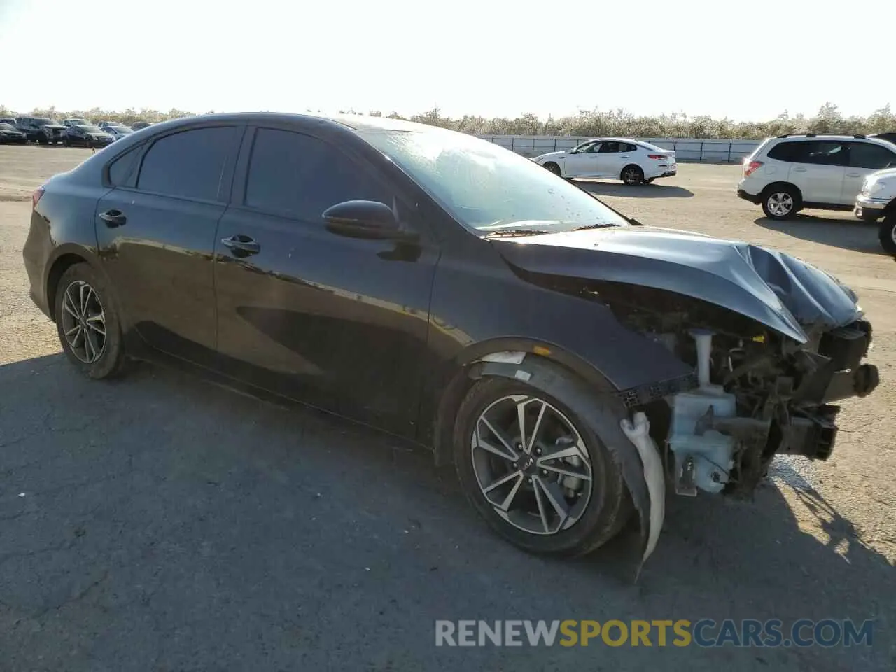 4 Photograph of a damaged car 3KPF24AD5NE460444 KIA FORTE 2022