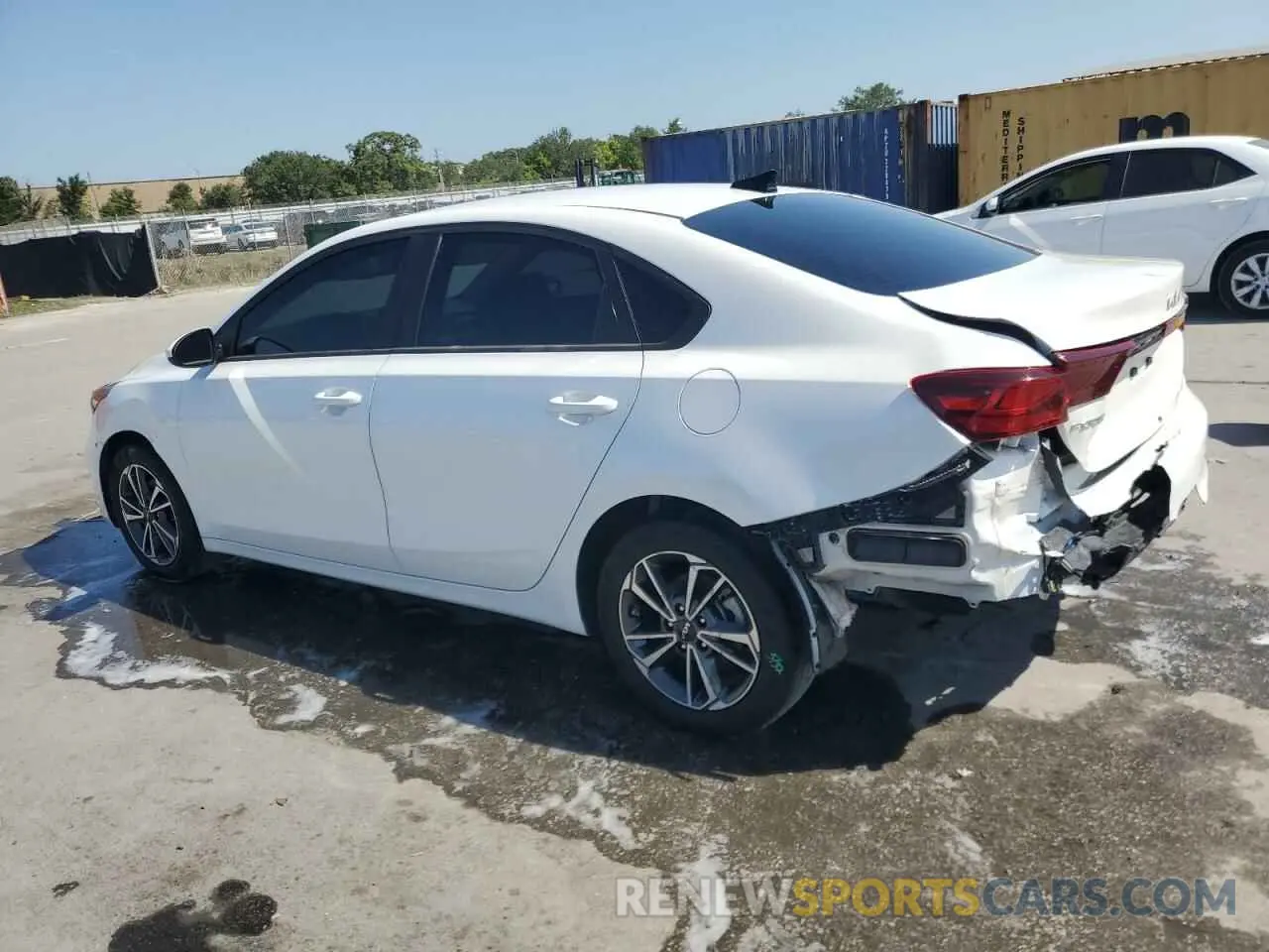 2 Фотография поврежденного автомобиля 3KPF24AD5NE467572 KIA FORTE 2022