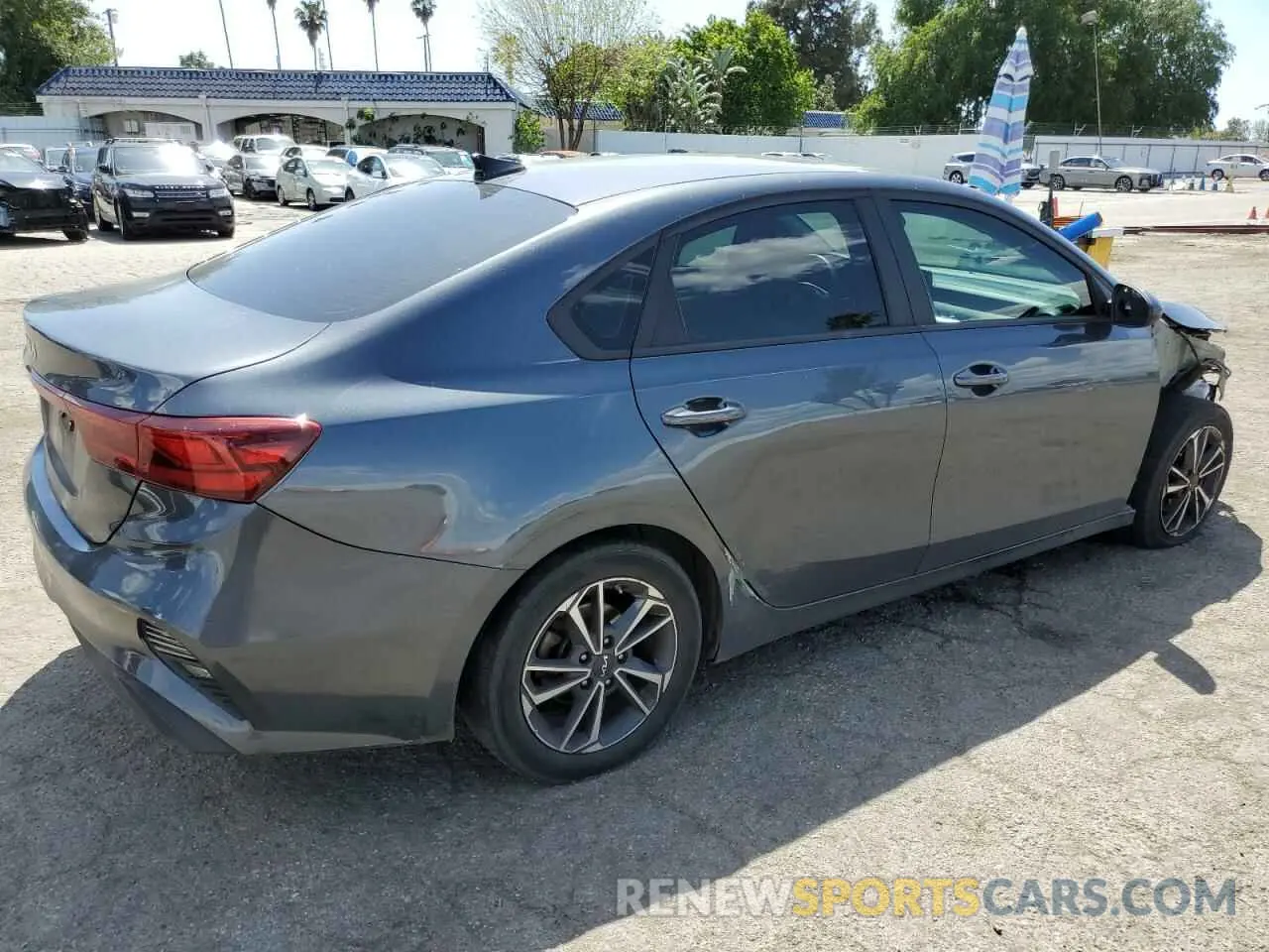 3 Фотография поврежденного автомобиля 3KPF24AD5NE486896 KIA FORTE 2022