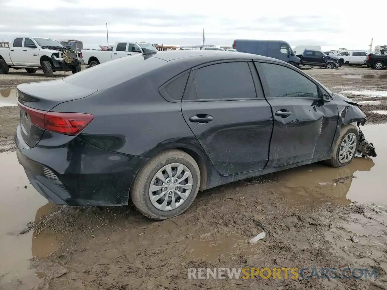 3 Фотография поврежденного автомобиля 3KPF24AD5NE501932 KIA FORTE 2022