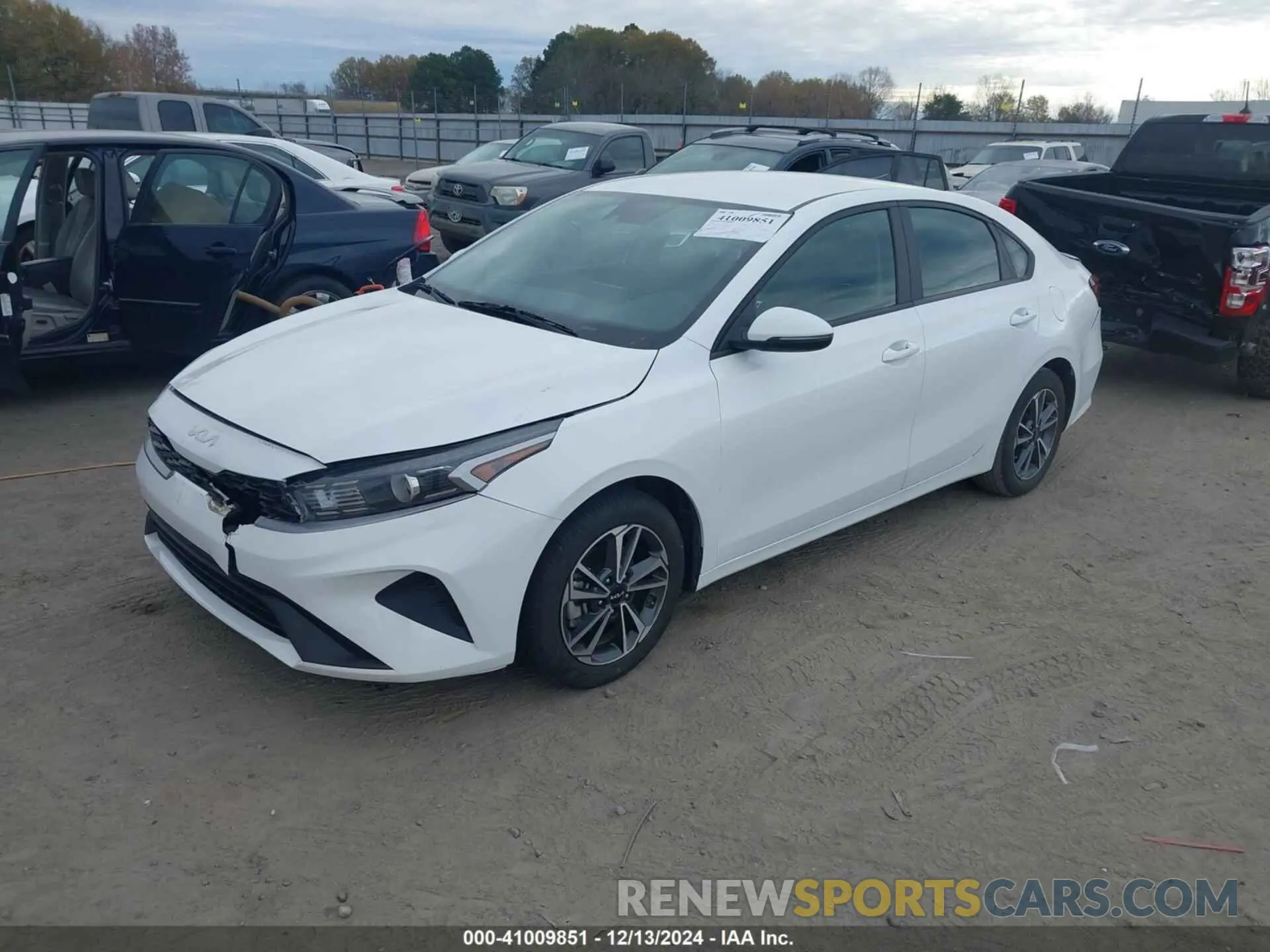 2 Photograph of a damaged car 3KPF24AD6NE425606 KIA FORTE 2022