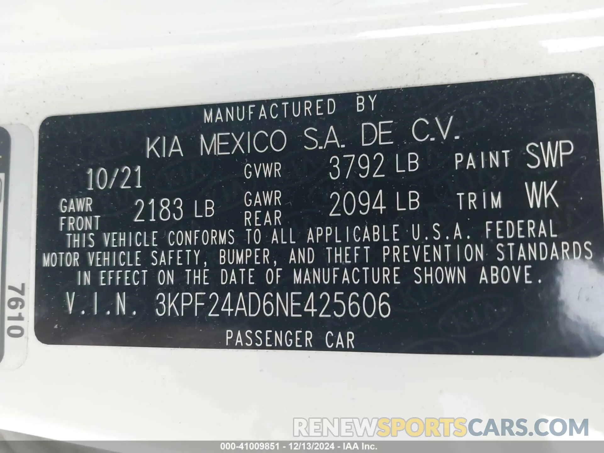 9 Photograph of a damaged car 3KPF24AD6NE425606 KIA FORTE 2022