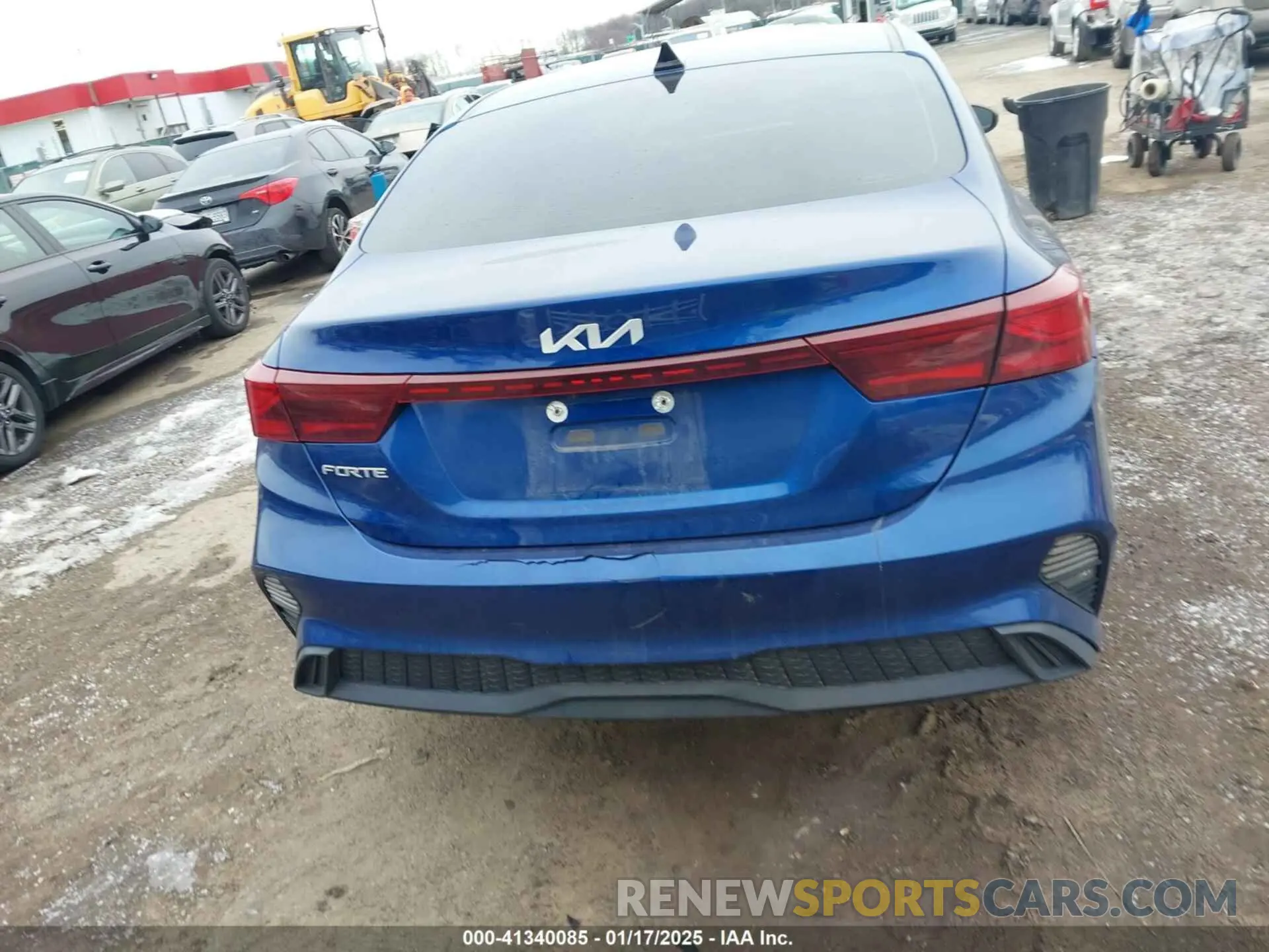17 Photograph of a damaged car 3KPF24AD6NE428098 KIA FORTE 2022