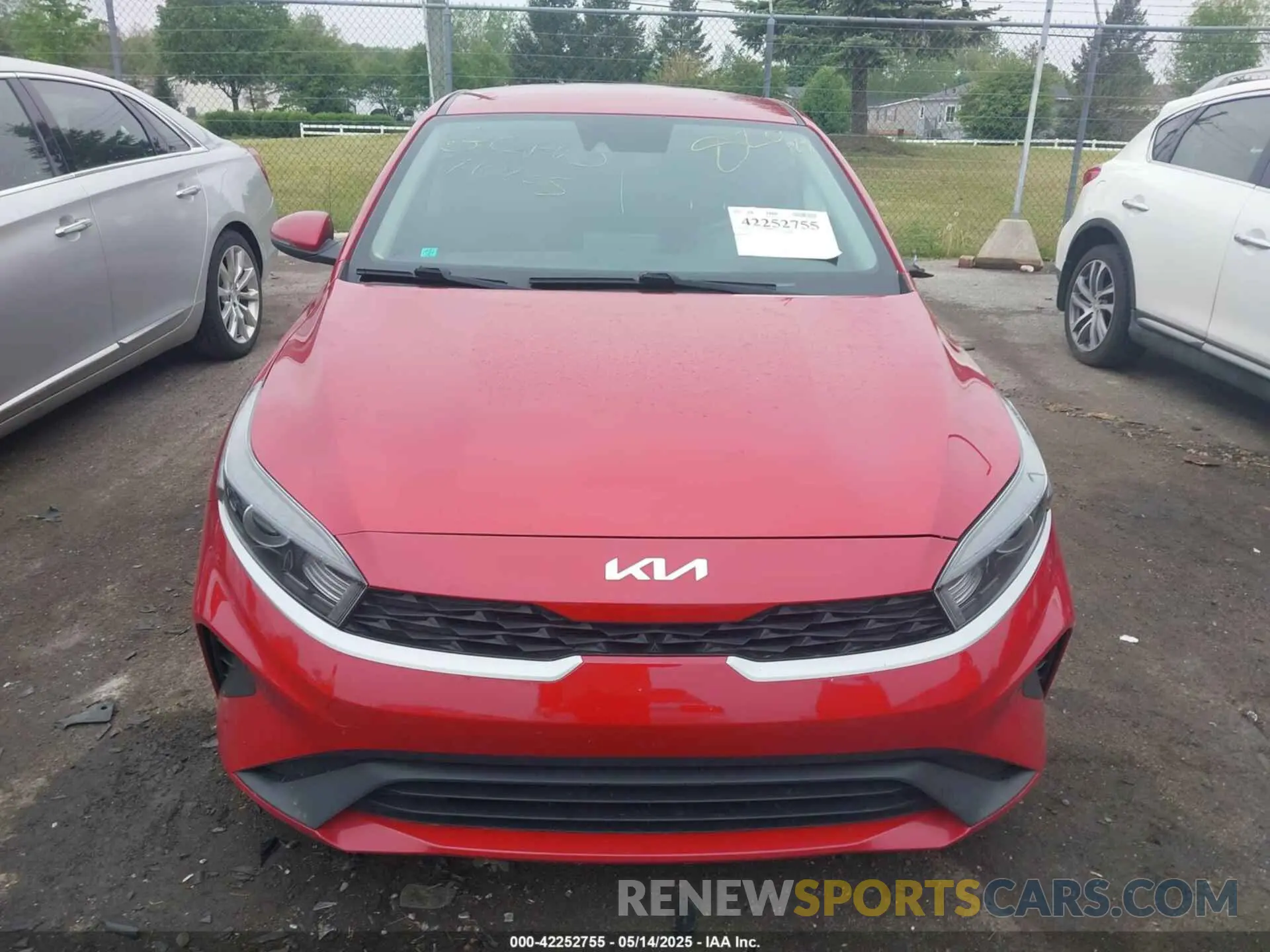 12 Photograph of a damaged car 3KPF24AD6NE428294 KIA FORTE 2022