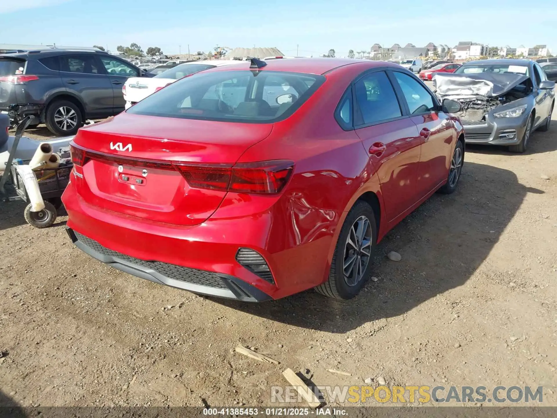 4 Фотография поврежденного автомобиля 3KPF24AD6NE433348 KIA FORTE 2022