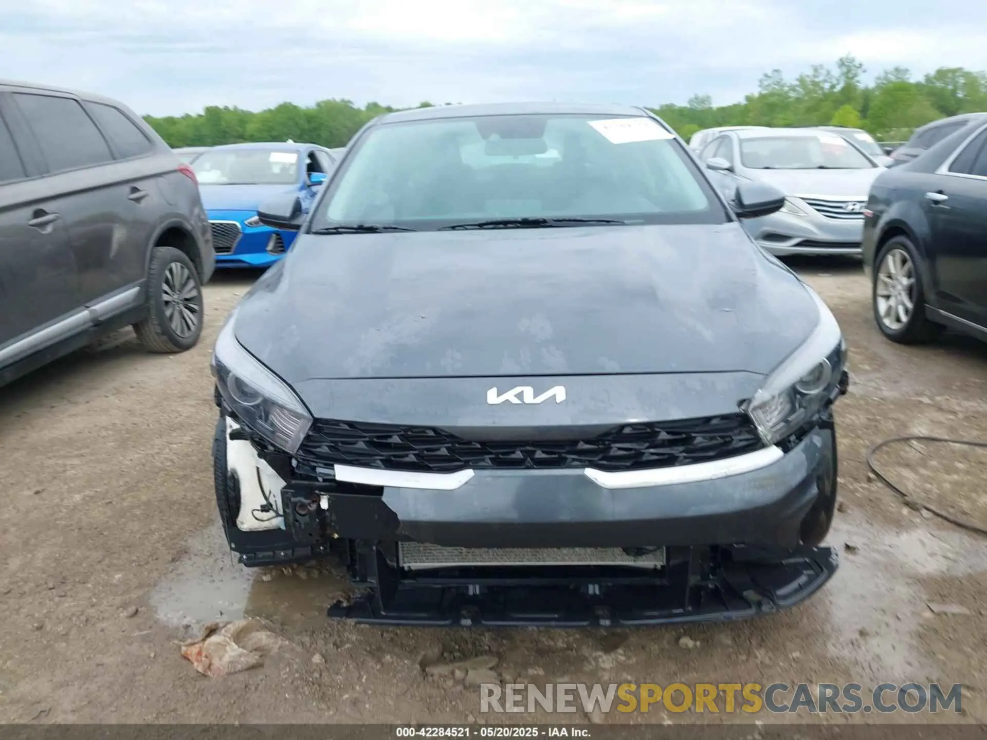 11 Фотография поврежденного автомобиля 3KPF24AD6NE465782 KIA FORTE 2022