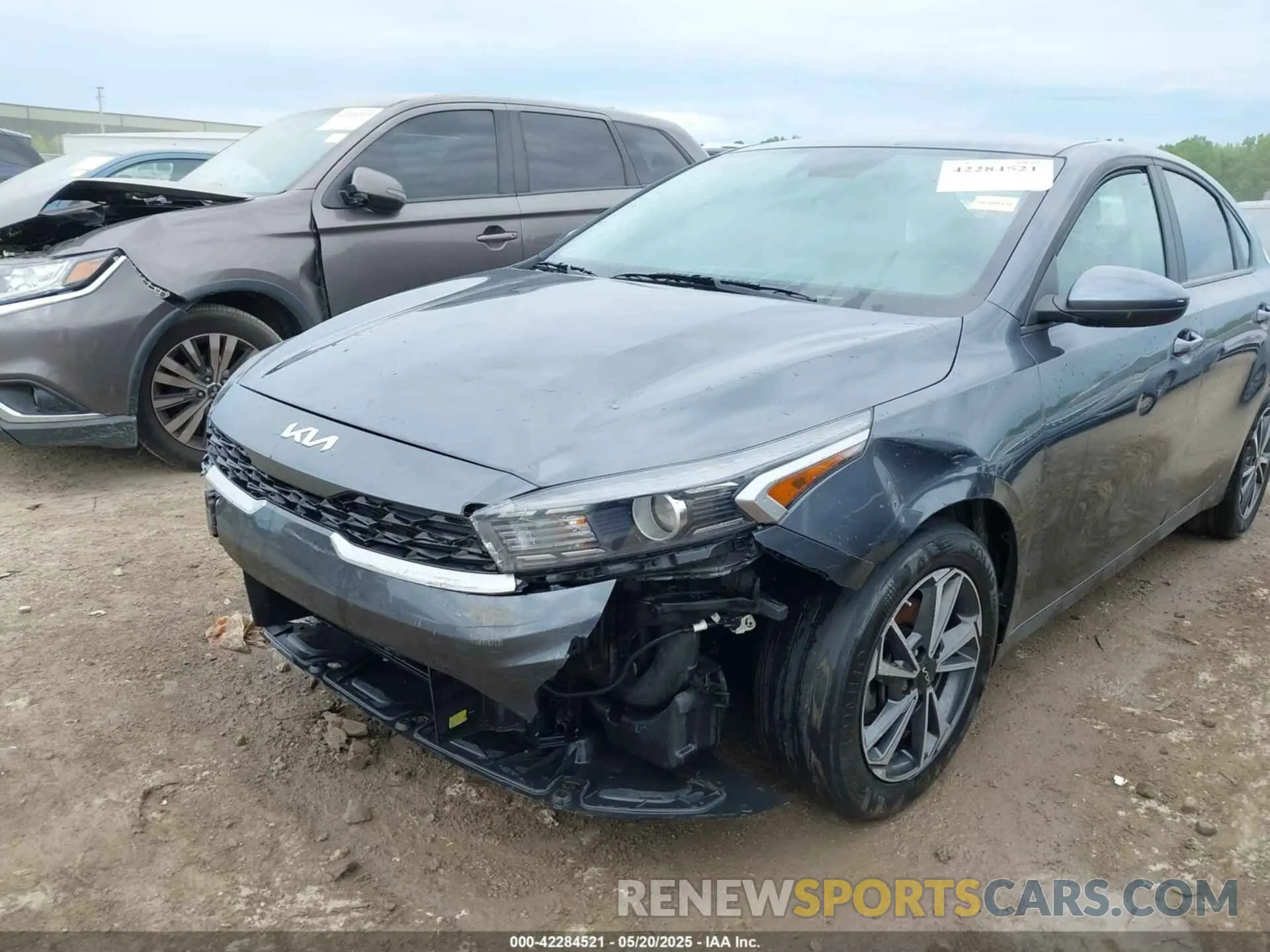 6 Фотография поврежденного автомобиля 3KPF24AD6NE465782 KIA FORTE 2022