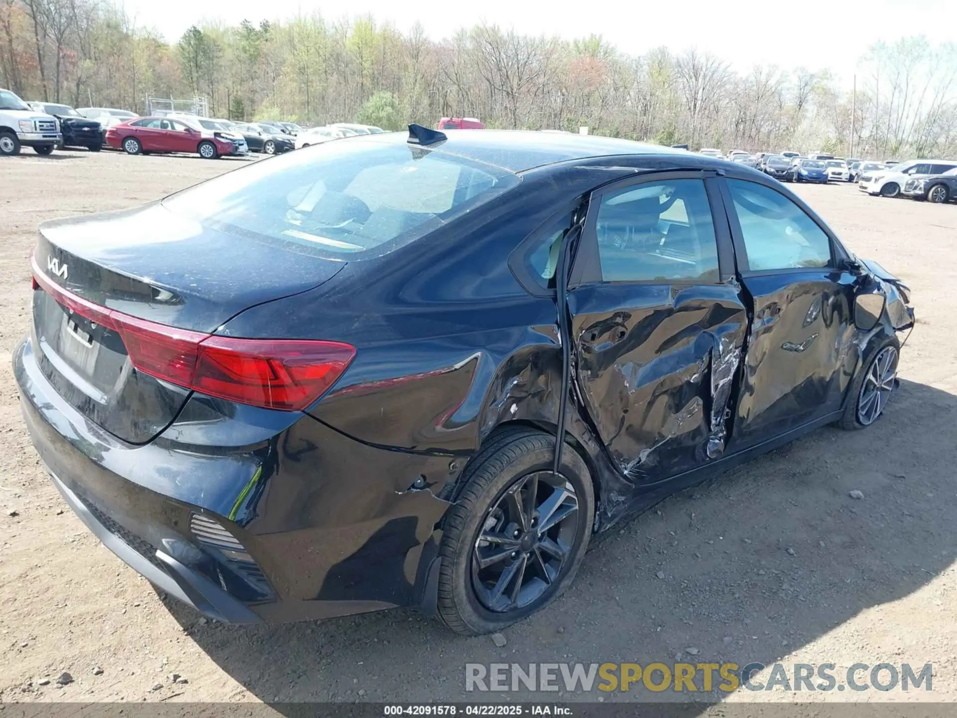 18 Фотография поврежденного автомобиля 3KPF24AD6NE474949 KIA FORTE 2022