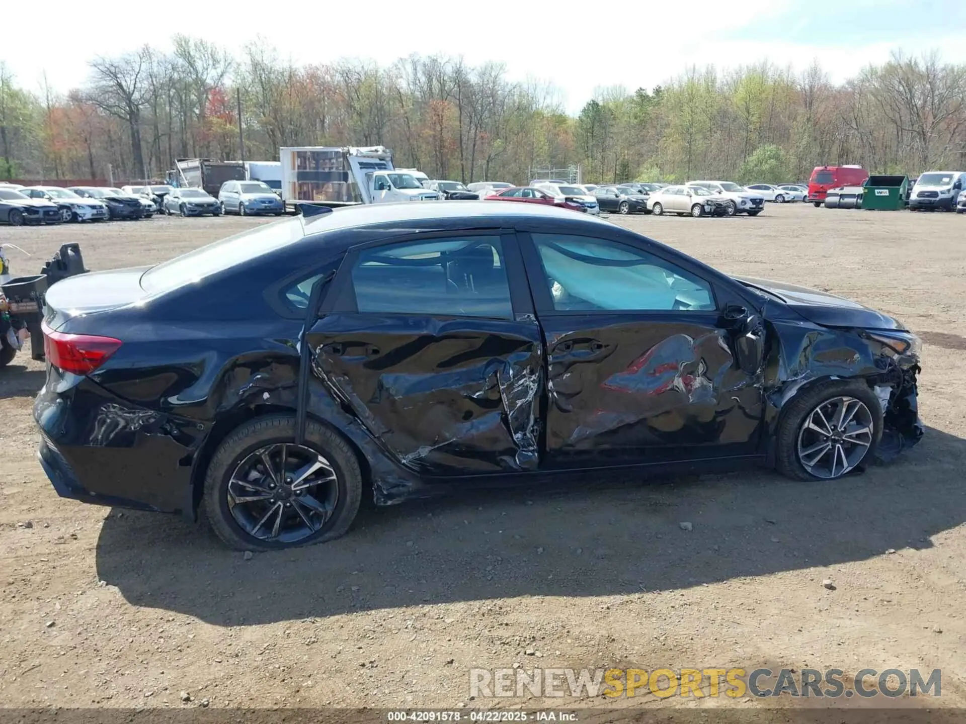 6 Фотография поврежденного автомобиля 3KPF24AD6NE474949 KIA FORTE 2022