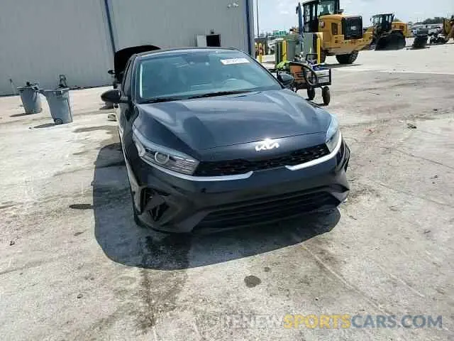 14 Photograph of a damaged car 3KPF24AD6NE492092 KIA FORTE 2022