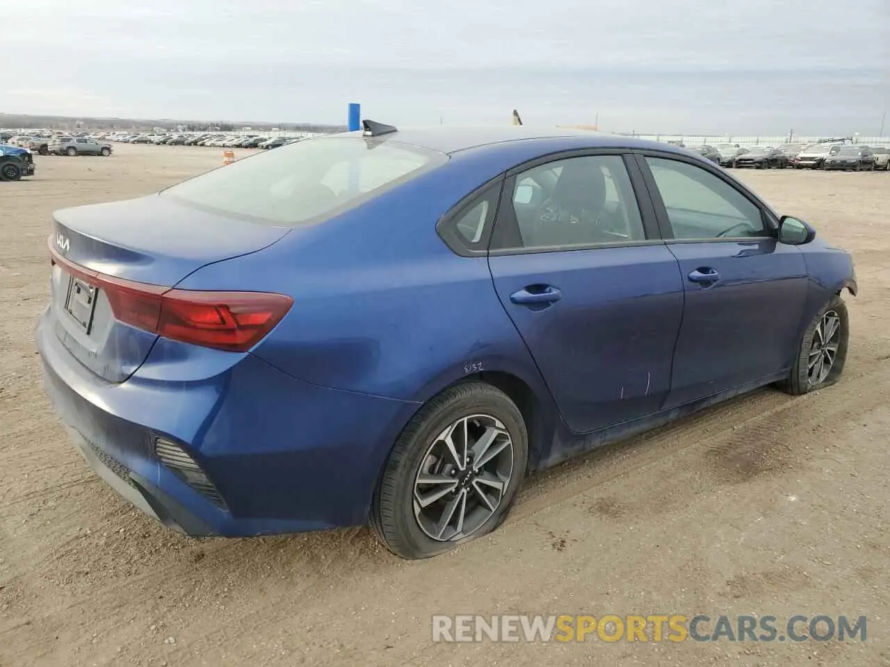 3 Фотография поврежденного автомобиля 3KPF24AD6NE493288 KIA FORTE 2022
