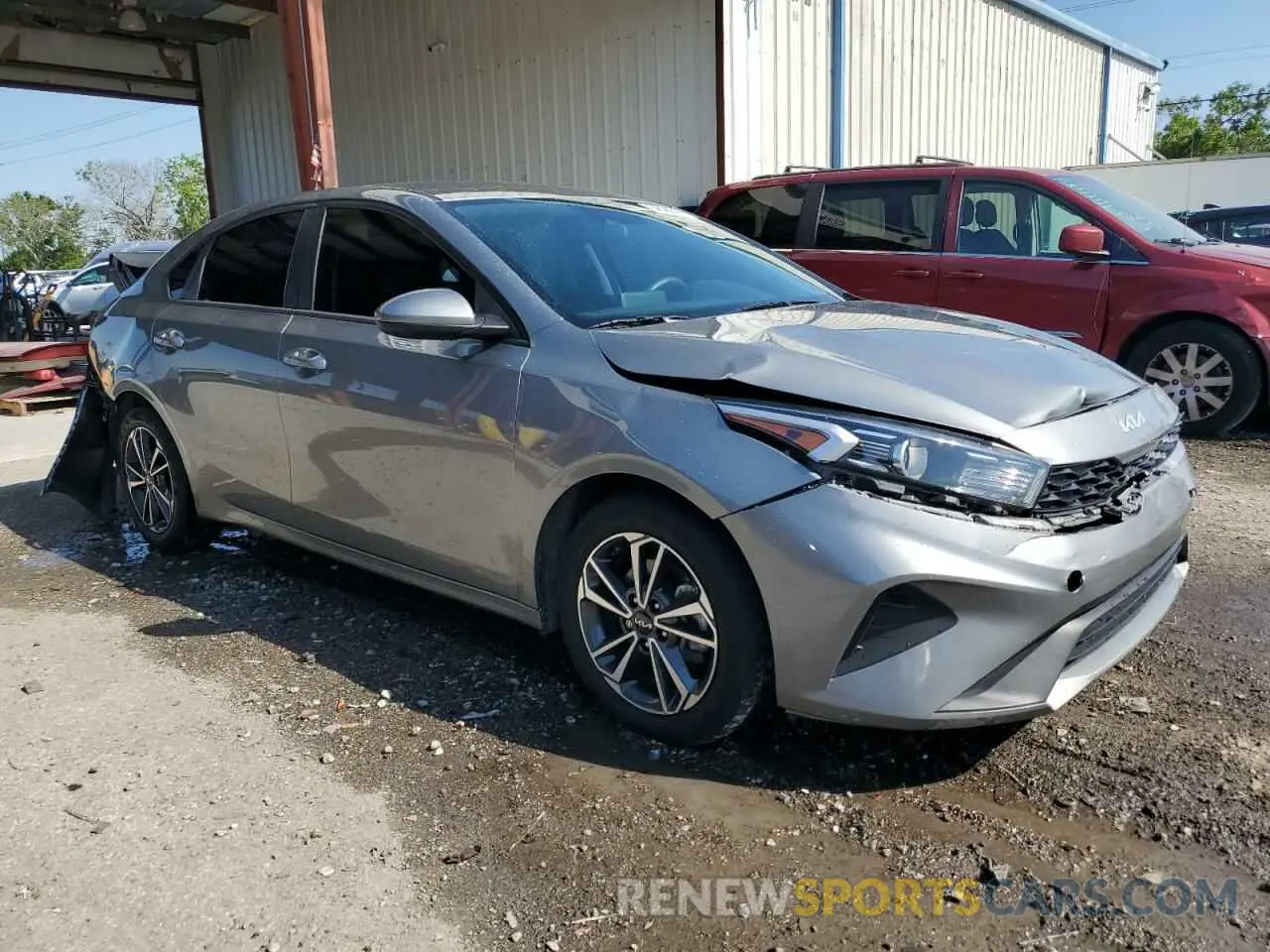 4 Фотография поврежденного автомобиля 3KPF24AD6NE500739 KIA FORTE 2022