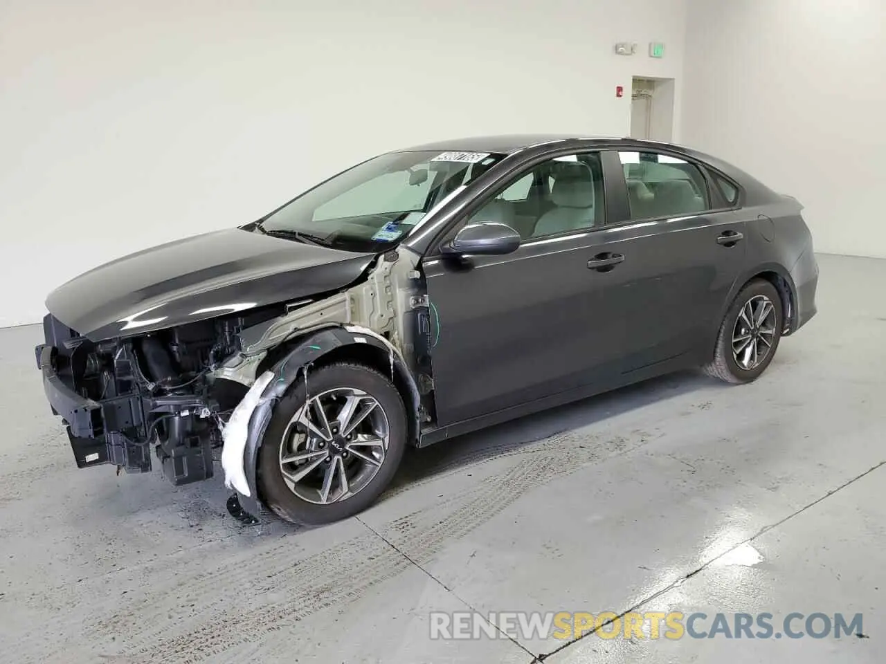 1 Photograph of a damaged car 3KPF24AD7NE465225 KIA FORTE 2022