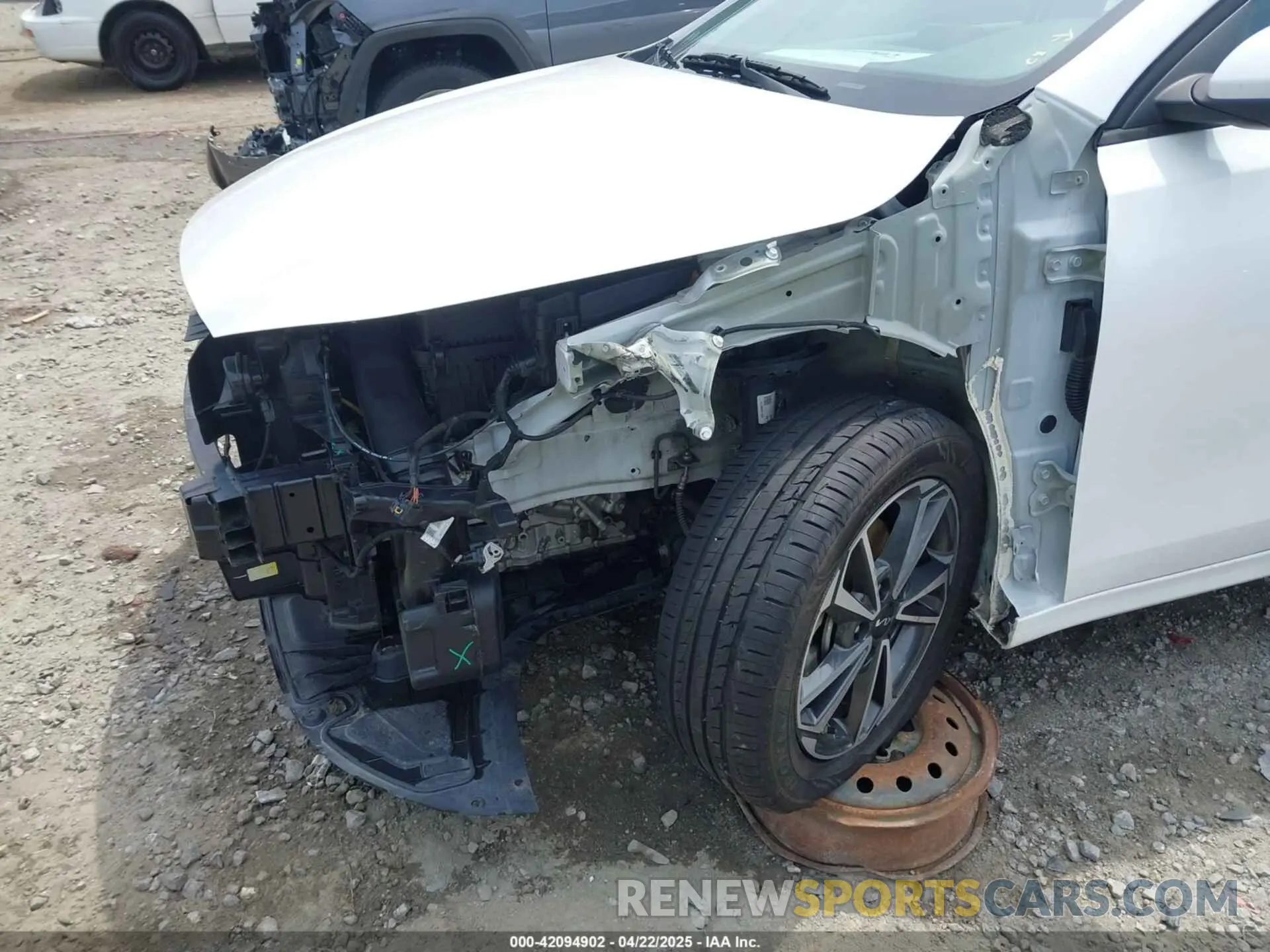 18 Photograph of a damaged car 3KPF24AD7NE490948 KIA FORTE 2022