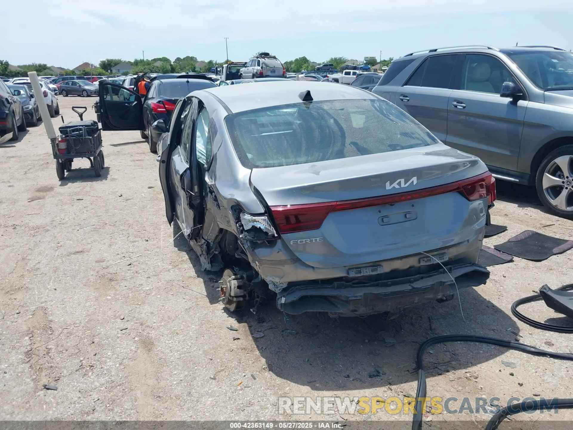 3 Photograph of a damaged car 3KPF24AD8NE426465 KIA FORTE 2022
